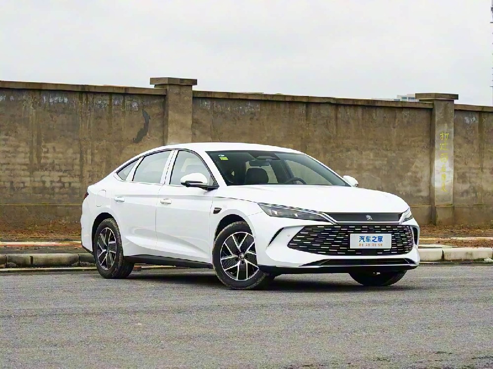 The 2026 BYD Qin L DM-i will be officially launched on October 23rd with a pure electric range of 128 kilometers.