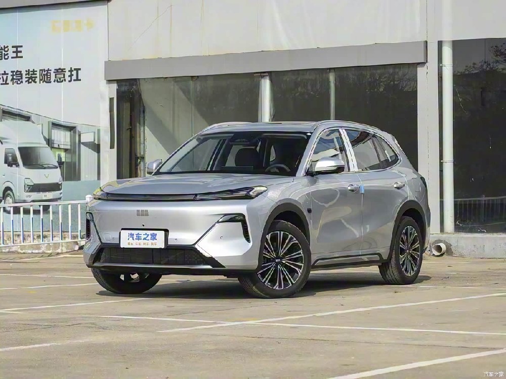 The 2026 Geely Galaxy Starship 7 EM-i will be launched on 19 November, with a maximum pure electric range of 200km