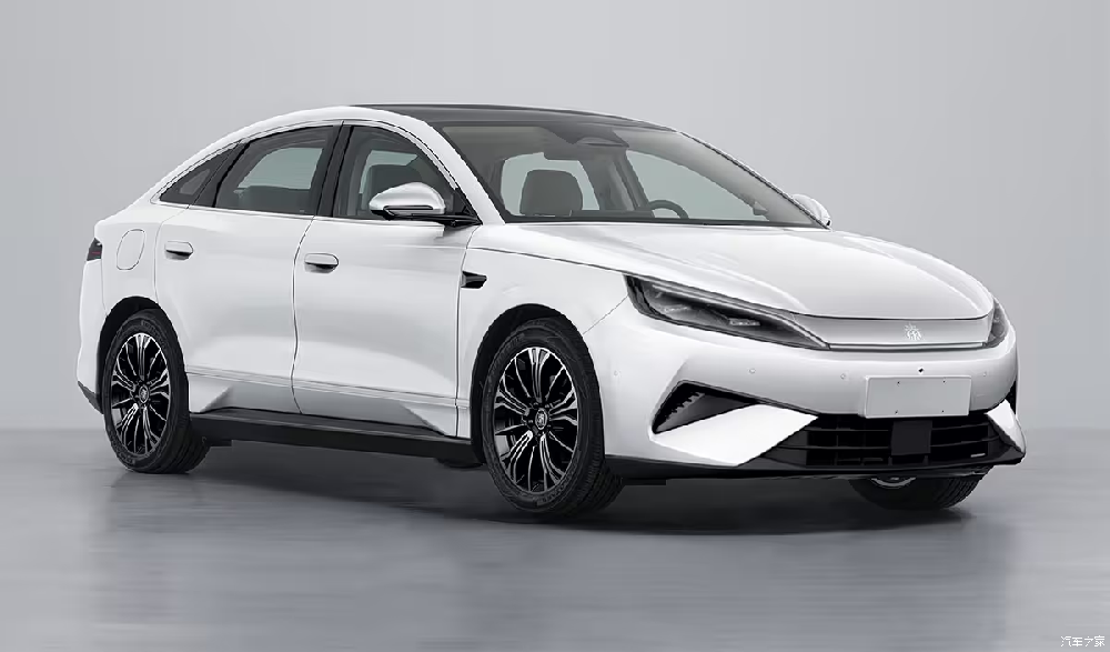 BYD Qin MAX application images: A new member of the Qin family, with a high-power version offering even stronger performance.
