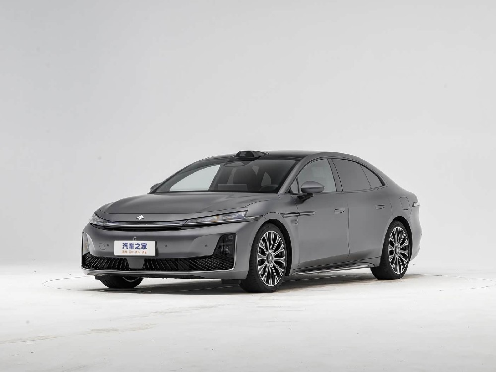 Huawei's A800, featuring intelligent driving technology and HarmonyOS cockpit, will be launched tomorrow night.