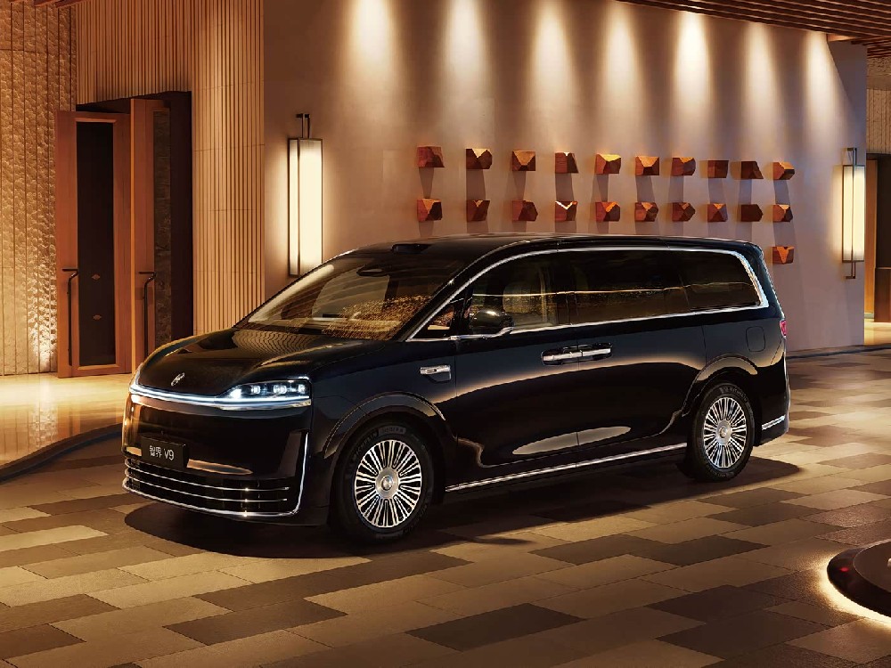 The Zhijie V9, set to launch this spring, has been released in four body colors. Which one do you like best?