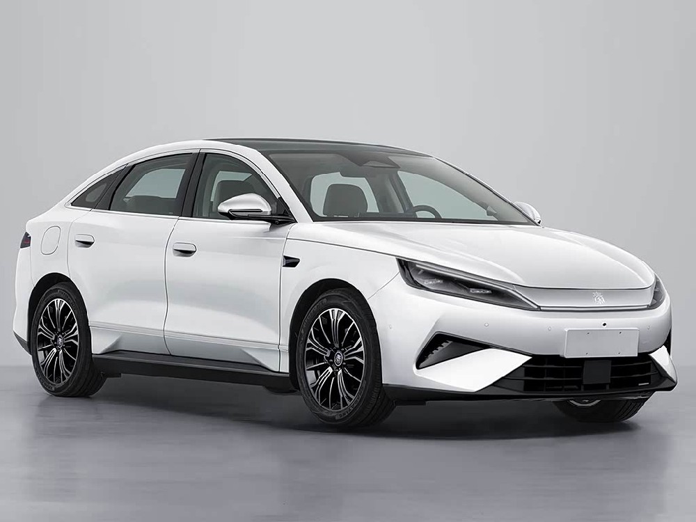 BYD Qin MAX may begin pre-sales at the Beijing Auto Show; positioned as a mid-size car above the Qin L.