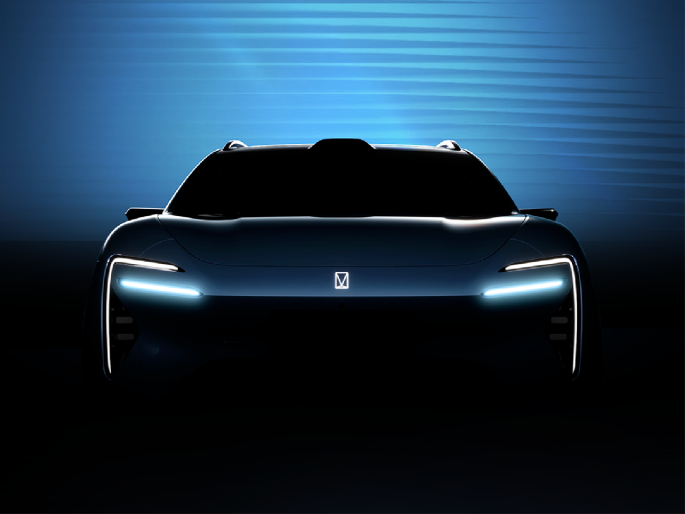 Pre-orders begin April 8th; Huawei's new LiDAR technology and all-electric tri-motor system are featured in the Avita 06T vehicle. The actual vehicle has been unveiled.