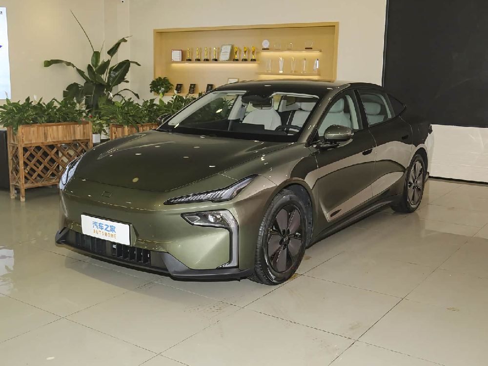 The FAW Yueyi 08, a flagship sedan featuring both range-extended and pure electric powertrains, will begin pre-sales on May 29th.