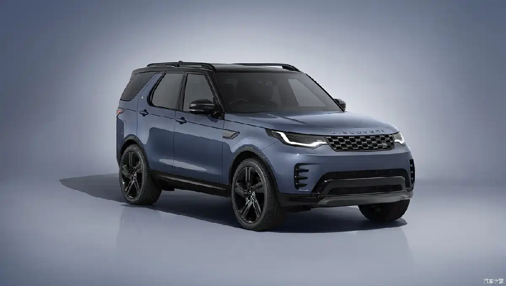 Exclusive badging adorns the bodywork! Official photos of the Land Rover Discovery Landmark released.