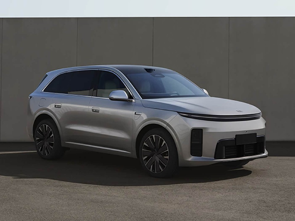 Set to launch in July: New Li Auto L6 real-life photos reveal optional quad-LiDAR setup.
