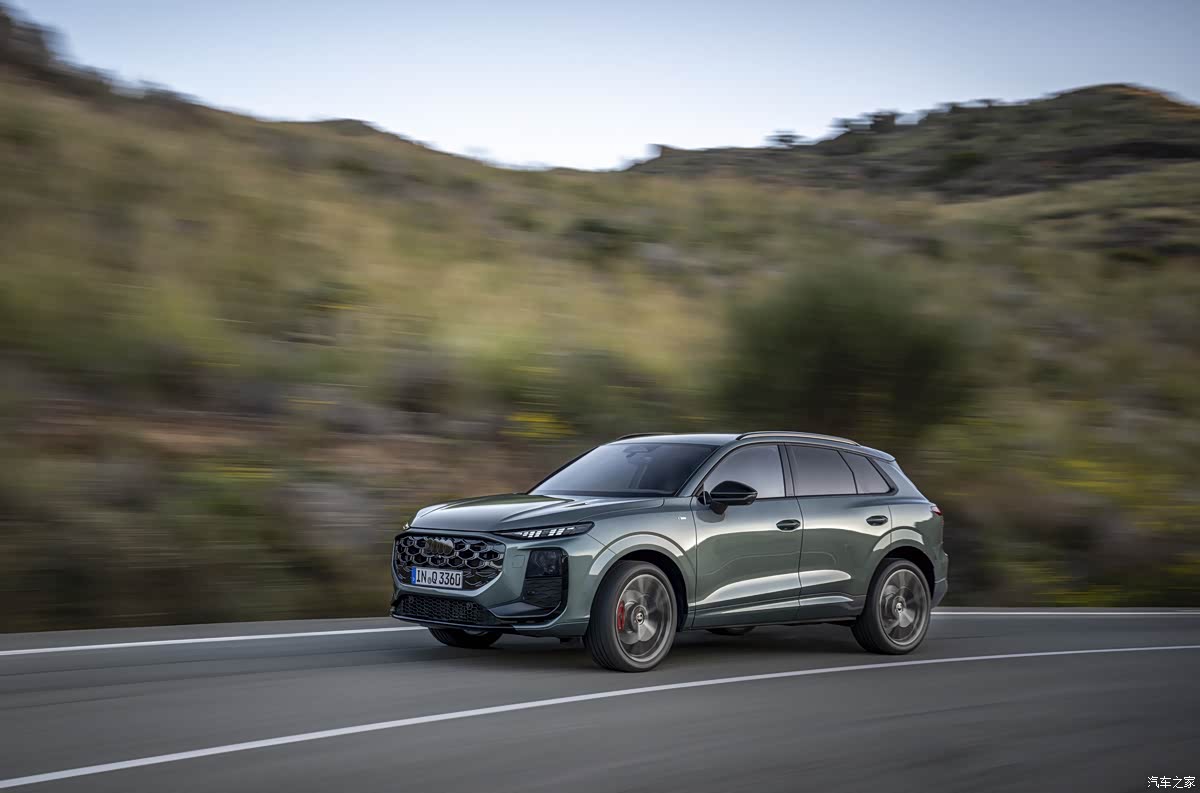 http://www2.autoimg.cn/chejiahaodfs/g33/M03/15/E1/620x0_1_autohomecar__Chto52pdneuARfE-ACk5GuvllWs777.jpg